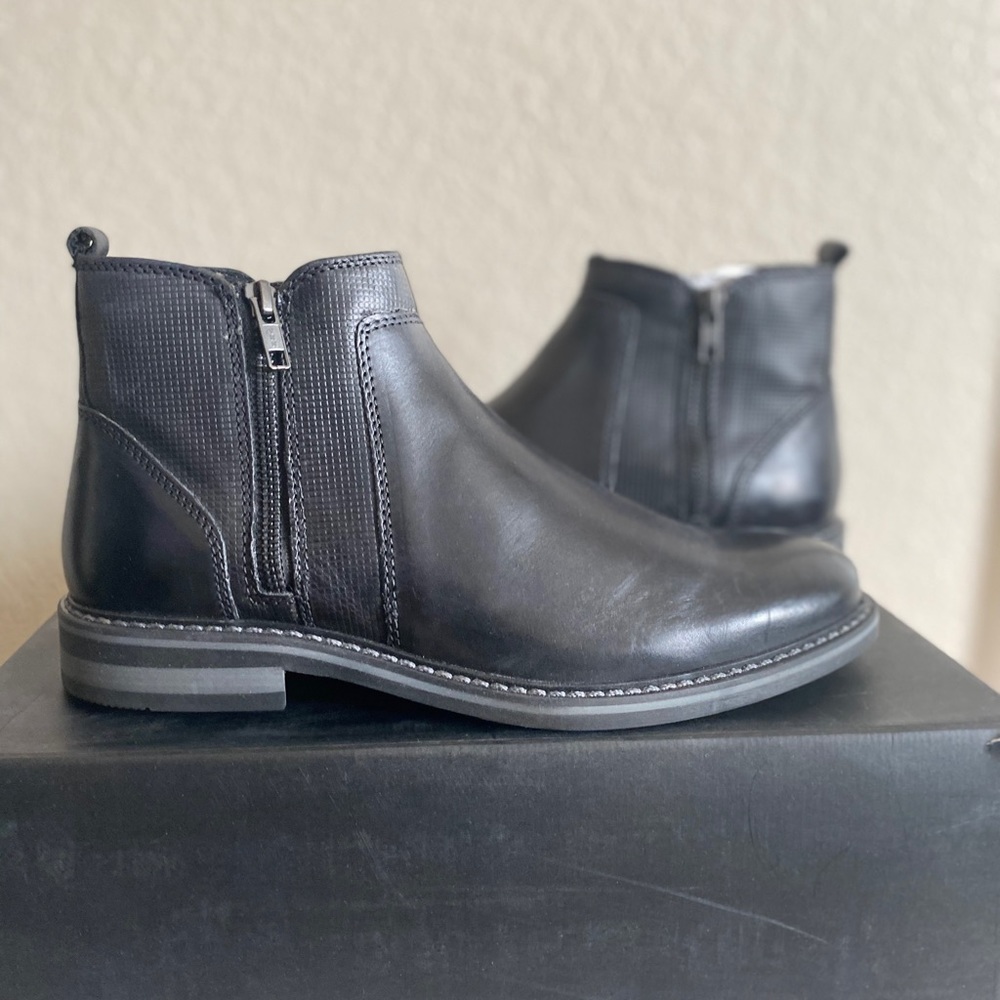 8.5 black boot by Alfani